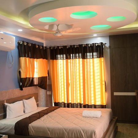 Hotel Nandini Baharampur Esterno foto