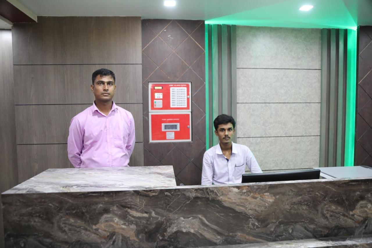 Hotel Nandini Baharampur Esterno foto