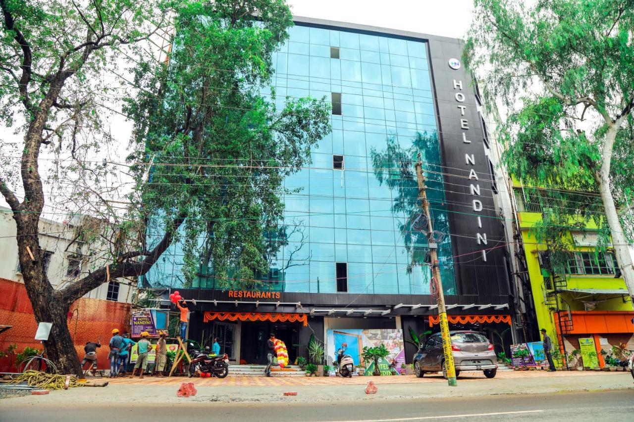 Hotel Nandini Baharampur Esterno foto