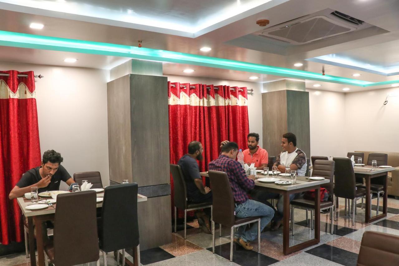 Hotel Nandini Baharampur Esterno foto